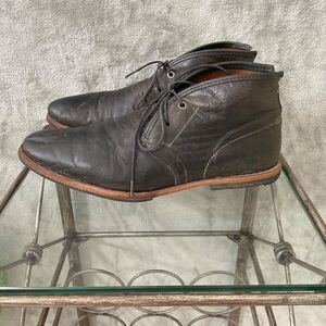 Timberland Boot Company 75510 Men US Size 8 Brown Leather Chukka Boot Notched